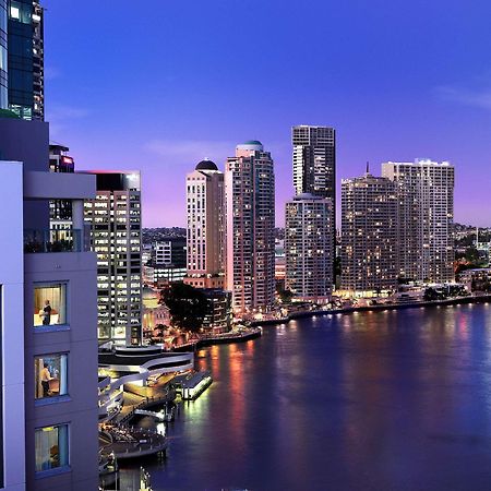 Stamford Plaza Brisbane Exterior foto View of the Brisbane River from the Emporio apartments