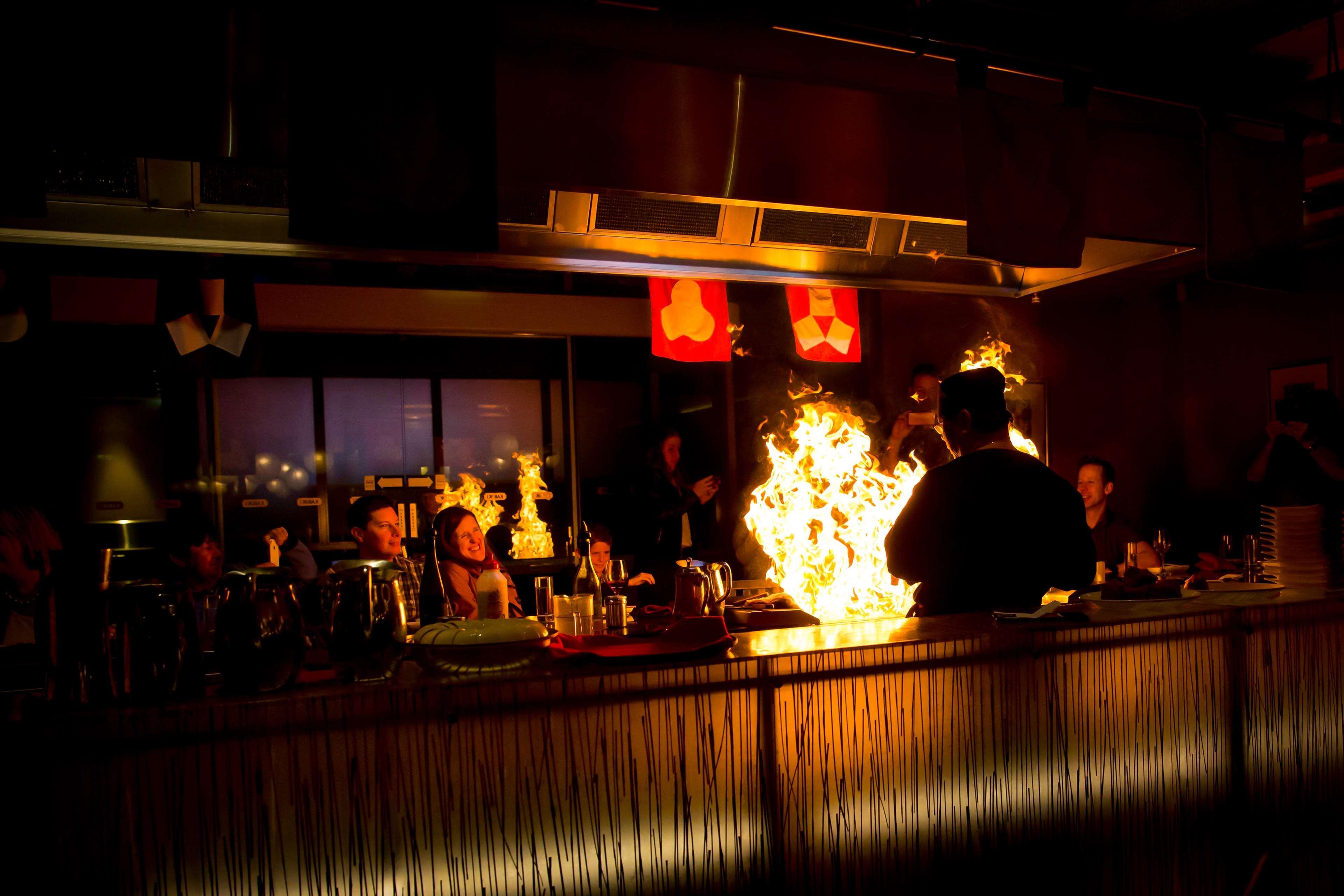 Stamford Plaza Brisbane Exterior foto Flaming Drinky