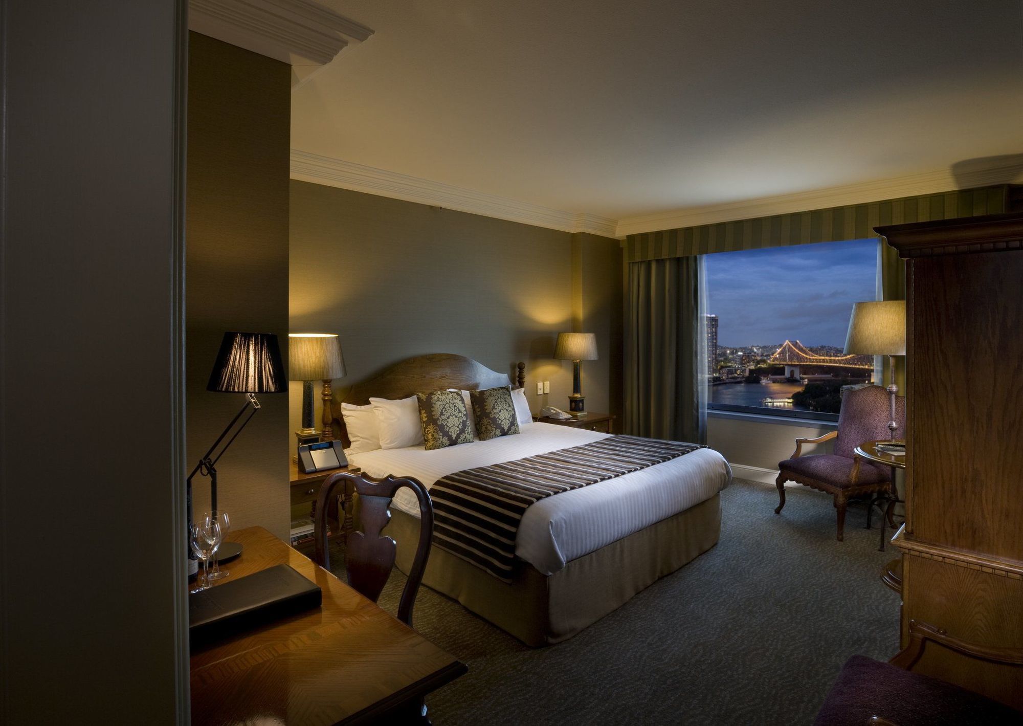 Stamford Plaza Brisbane Quarto foto A bedroom at the hotel